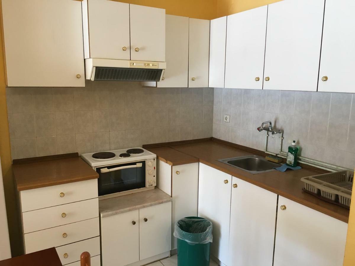 Argo Apartments Nea Kios Exterior photo