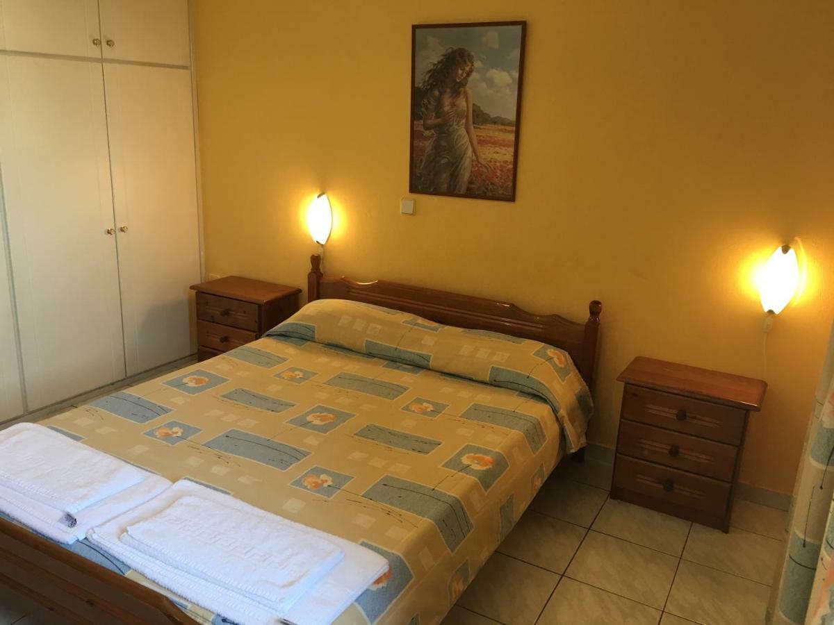 Argo Apartments Nea Kios Exterior photo